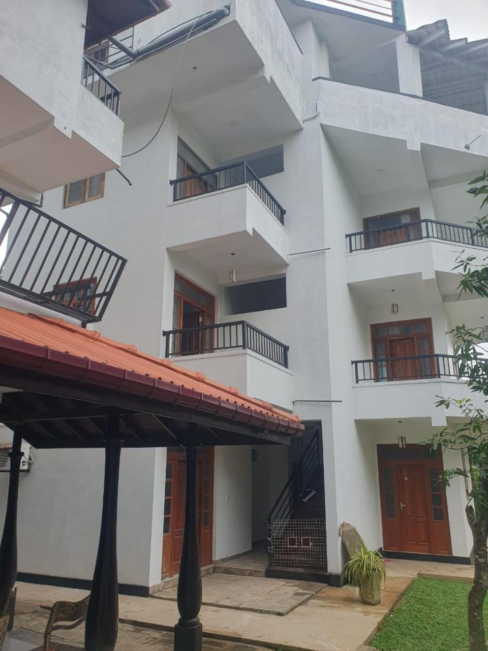 Ravi Place Unawatuna Exterior foto